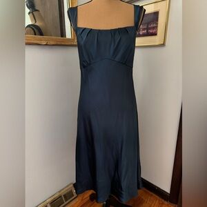 Gorgeous Ann Taylor Midnight Navy Blue Silk Sheath Shift Dress